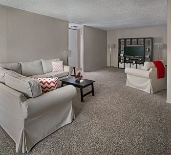 Spacious 1 & 2 bedroom floorplans with step-free entrances